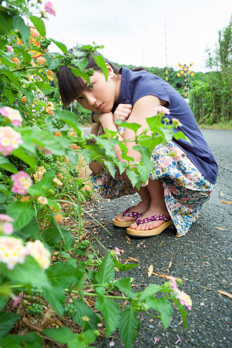 他的眼里藏着光